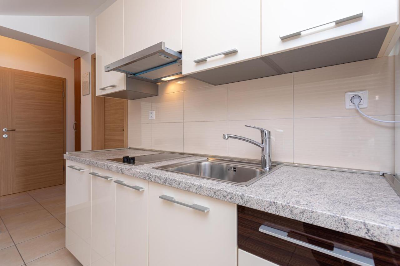 Apartments Crnekovic Jasna Baška Exteriér fotografie